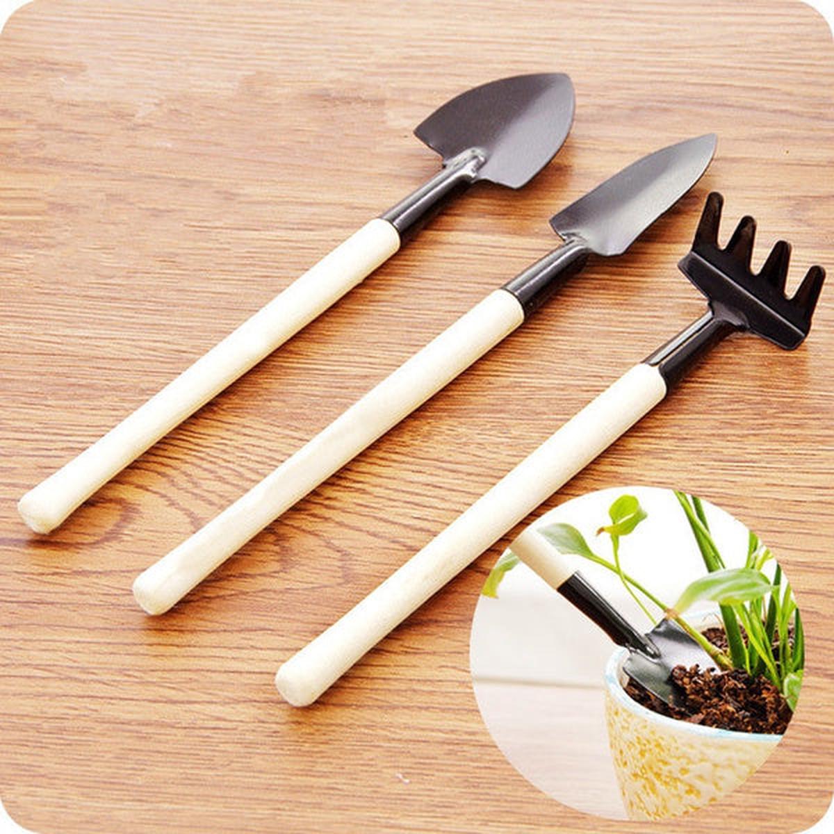 Kid’s Garden Tools Set of 3 Pieces (Trowel, Shovel, Rake)