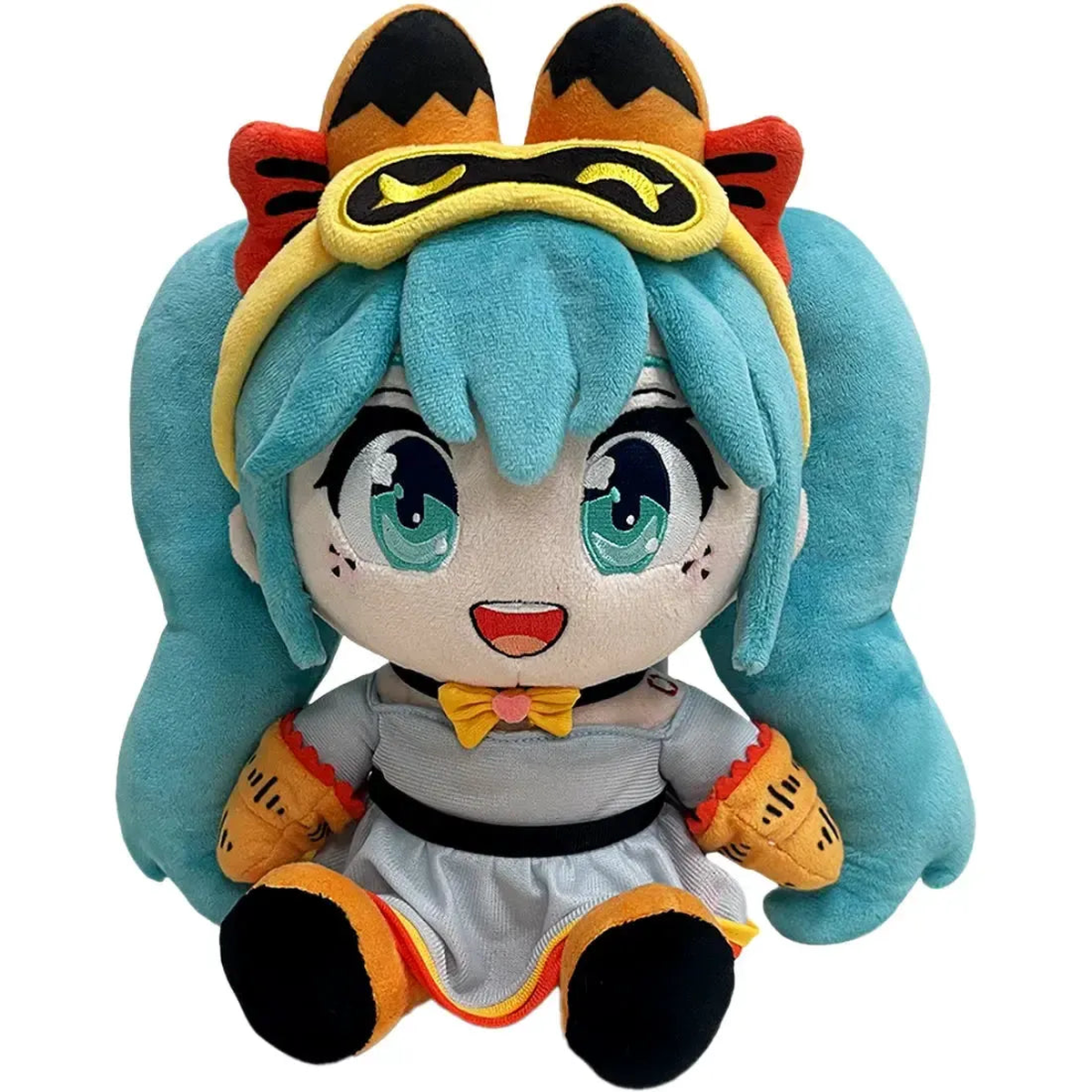 Hatsune Miku x Garfield – Sitting Hatsune Miku in Garfield Outfit Plush – Youtooz